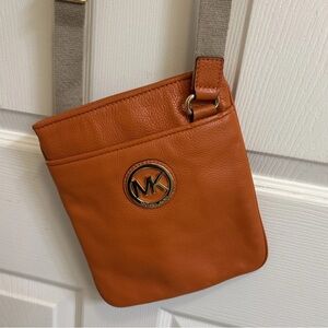 Michael Kors Genuine Pebbled Leather Crossbody Swing Pack Bag